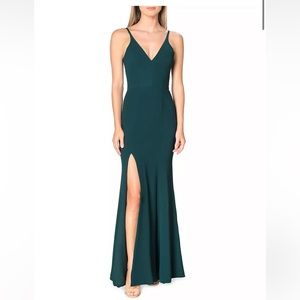 dress the Population Plunging iris crepe gown NWT GREEN